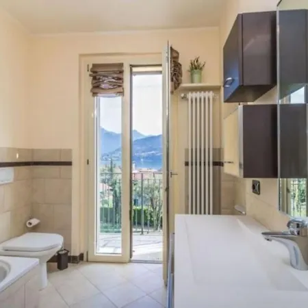 Brezza Del - Tremezzina. *