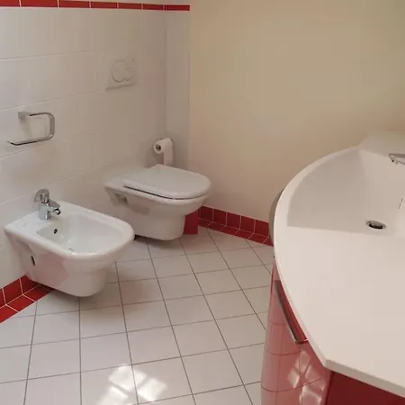 Brezza Del - Tremezzina. Villa