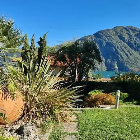 Brezza Del - Tremezzina. *